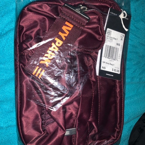 IVYXADIDAS Beyoncé Harness Bag - Picture 2 of 3